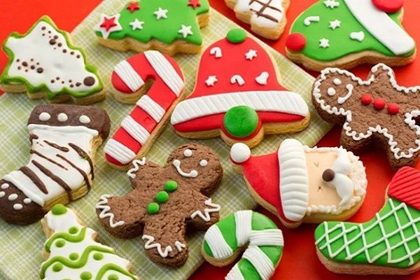 MỘT CUỐI TUẦN ĐẶC BIỆT - WORKSHOP TRANG TRÍ BÁNH COOKIE VÀ THIỆP NOEL