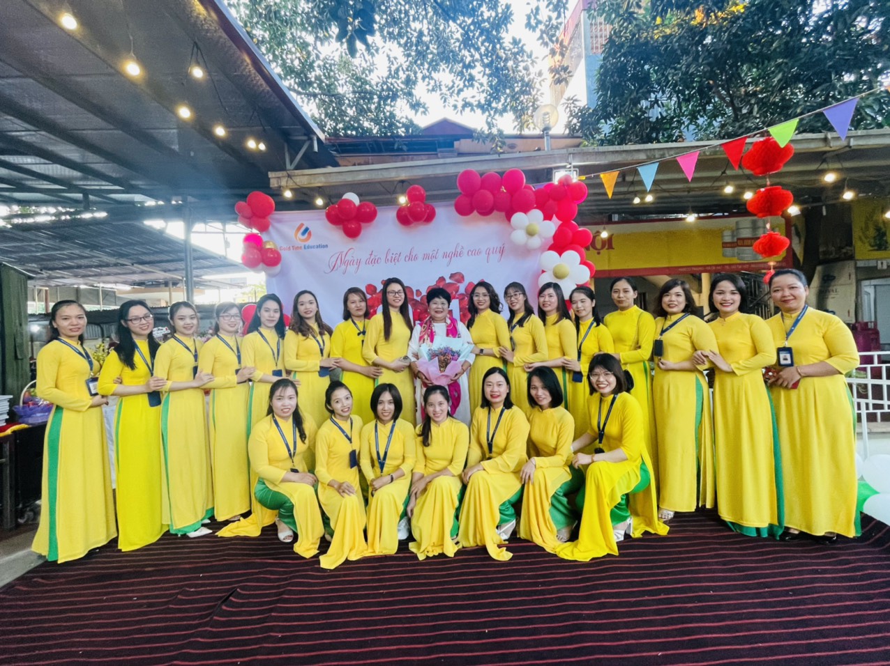 TRI ÂN NGÀY NHÀ GIÁO VIỆT NAM 20-11
